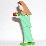 Frau mit Obstschale